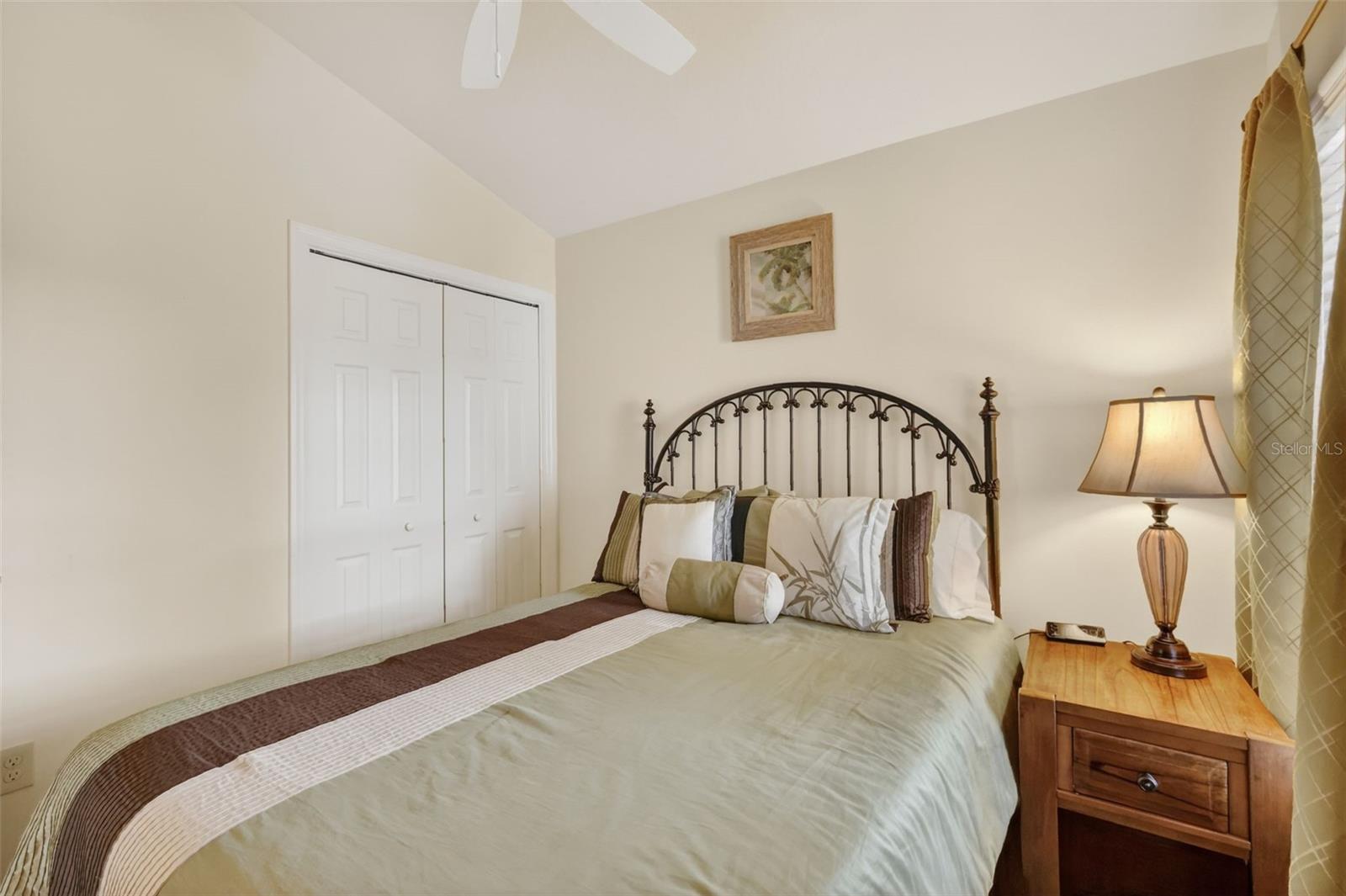 Image 23 of 37 For 2973 Kramer Court