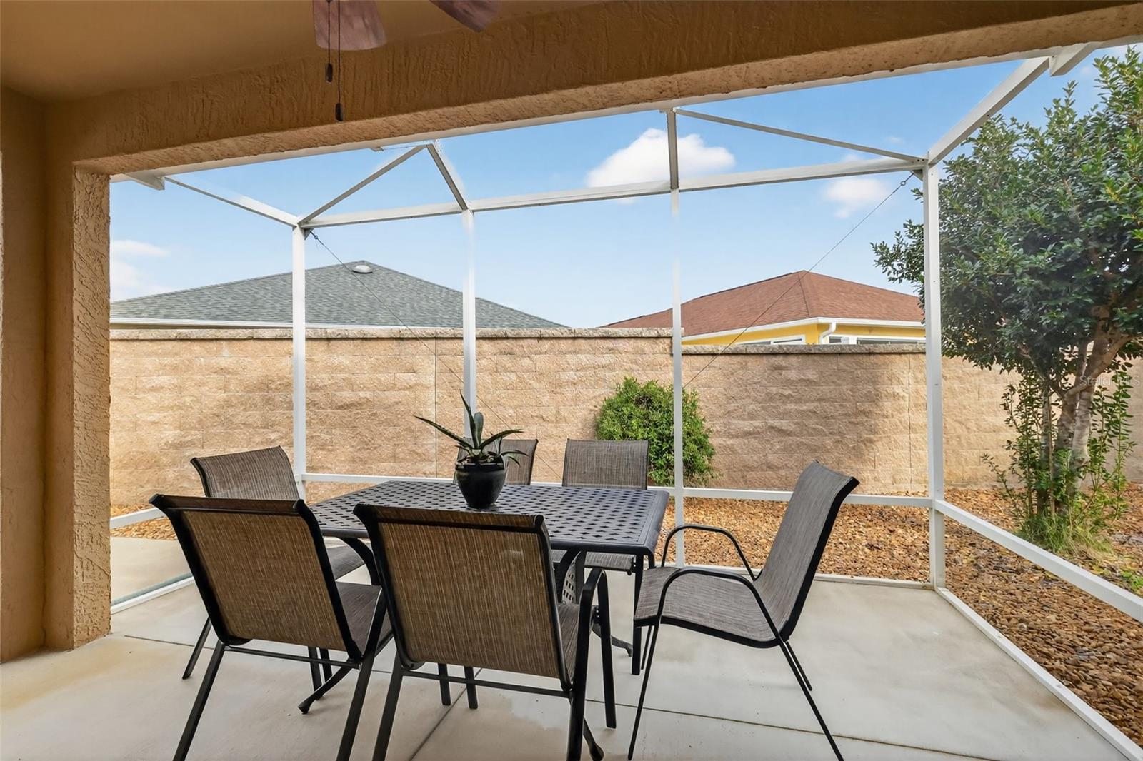 Image 29 of 37 For 2973 Kramer Court