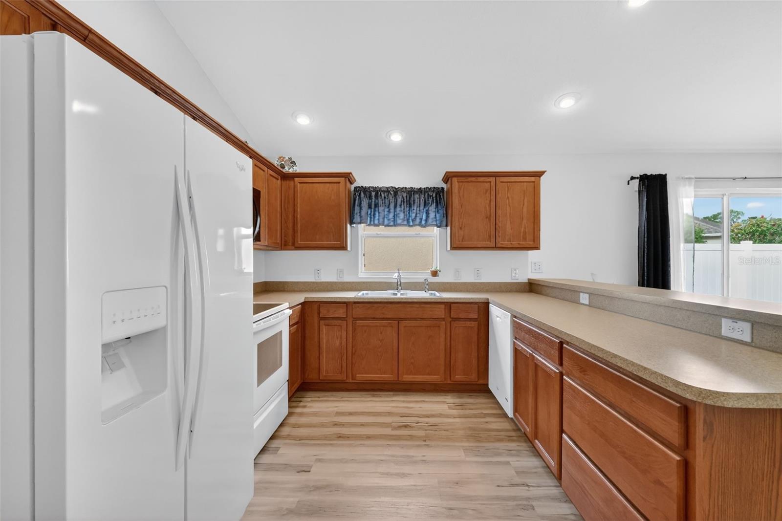 Image 5 of 37 For 2973 Kramer Court