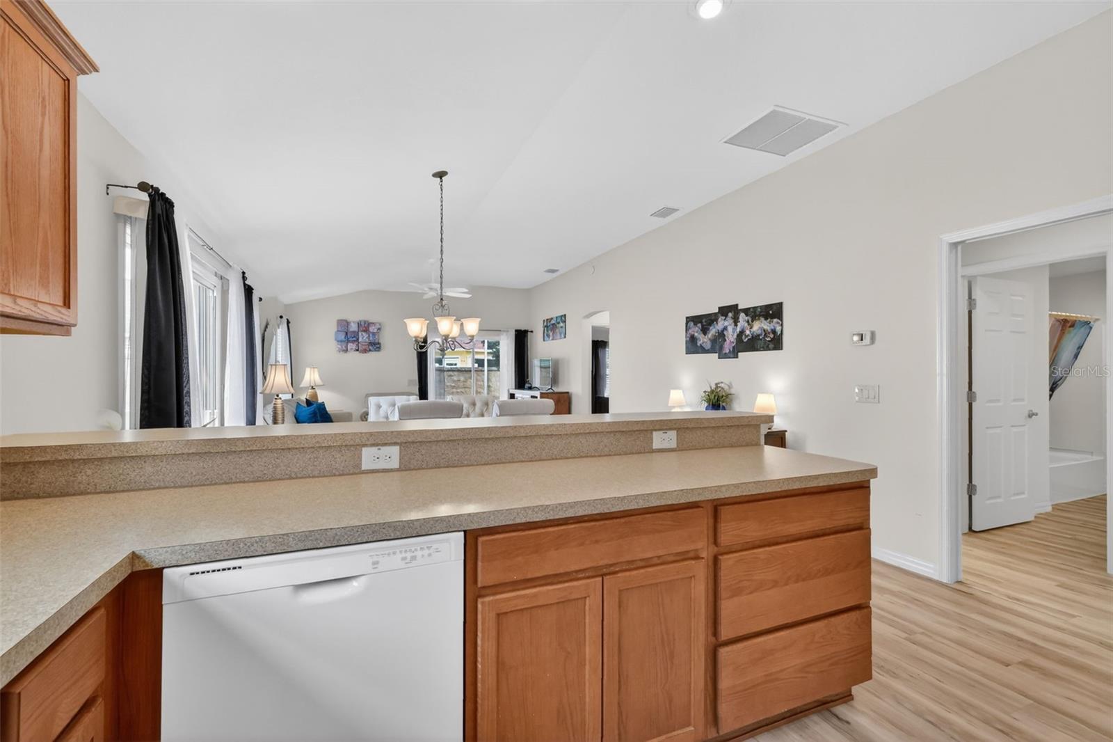 Image 8 of 37 For 2973 Kramer Court