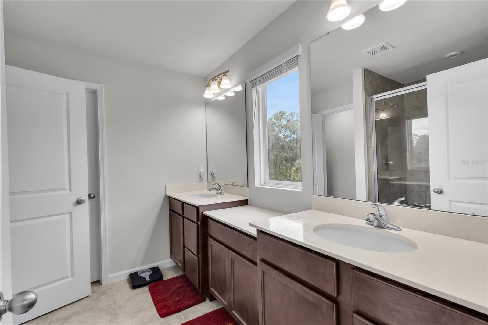 Image 28 of 48 For 5045 Grand Teton Court