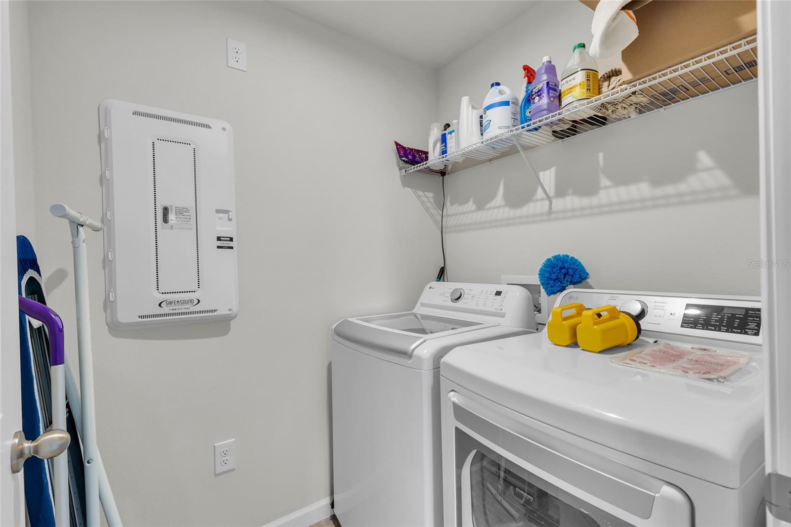 Image 29 of 48 For 5045 Grand Teton Court