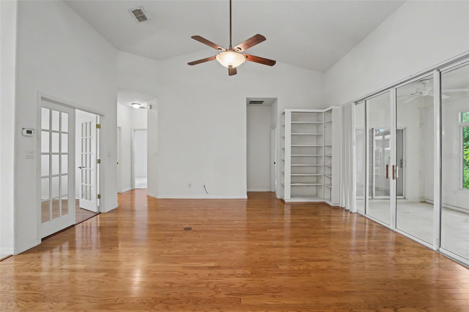 Image 13 of 29 For 25245 Quail Croft Place