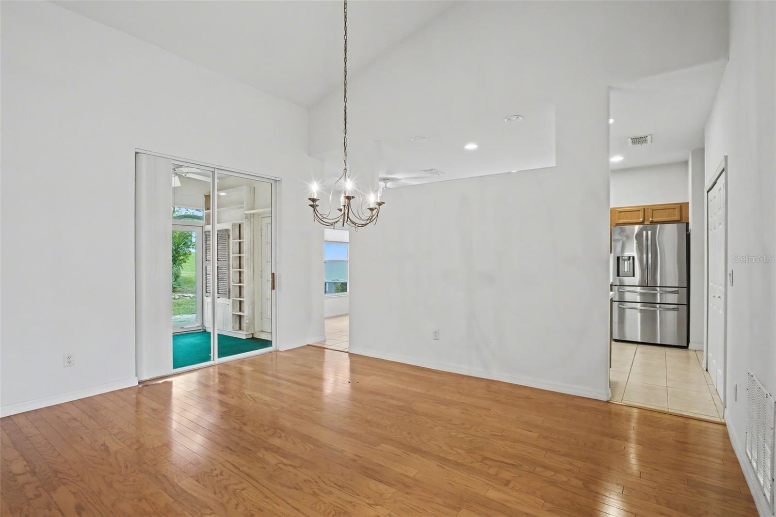 Image 6 of 29 For 25245 Quail Croft Place