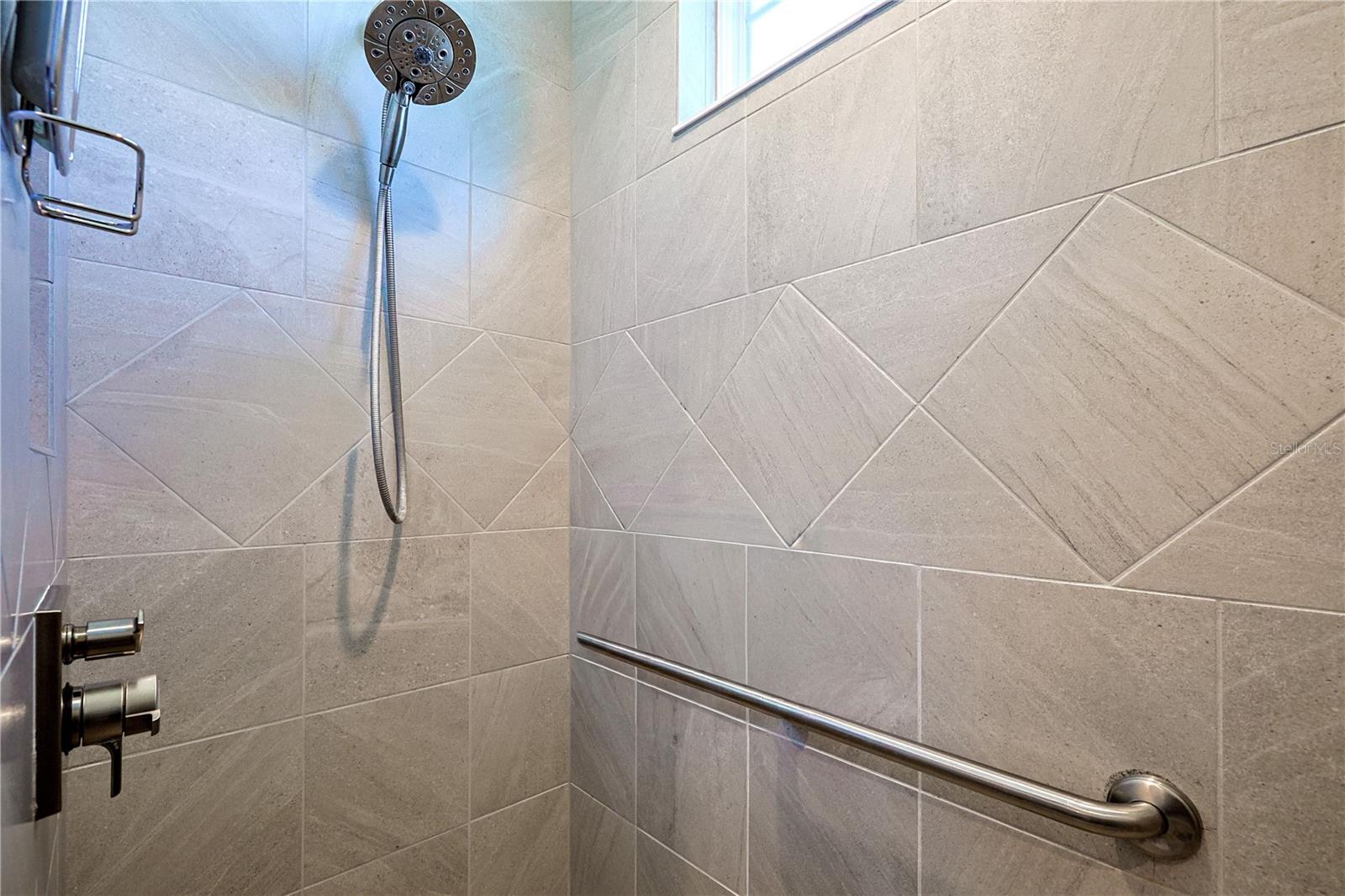 Image 26 of 64 For 679 Krietemeyer Path