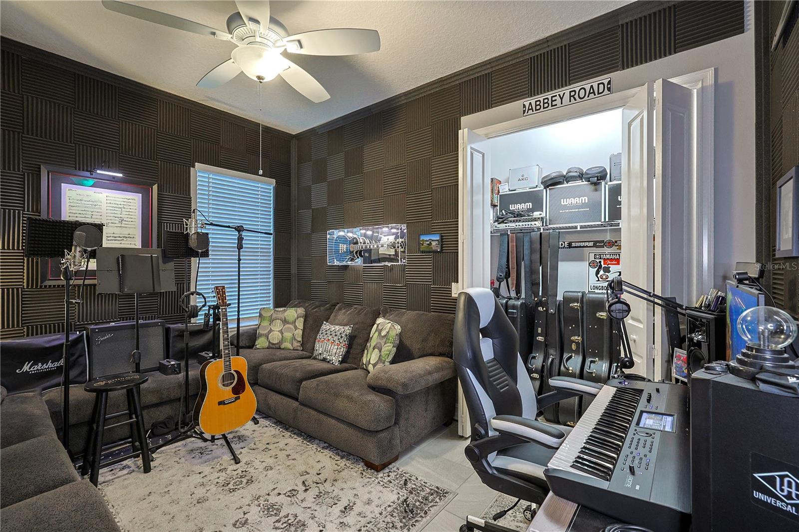 Image 38 of 64 For 679 Krietemeyer Path