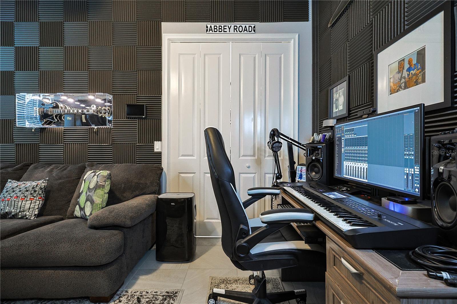 Image 39 of 64 For 679 Krietemeyer Path