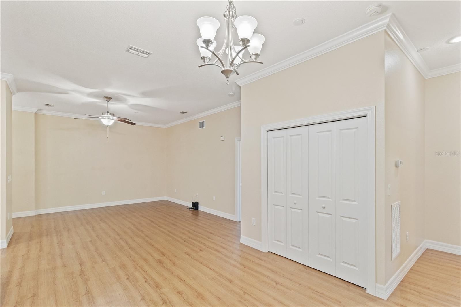 Image 11 of 61 For 7980 Southern Pines Drive