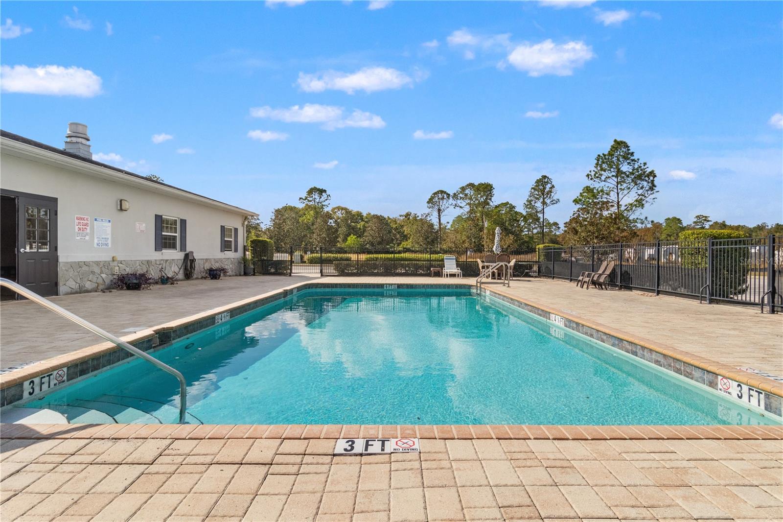 Image 35 of 61 For 7980 Southern Pines Drive