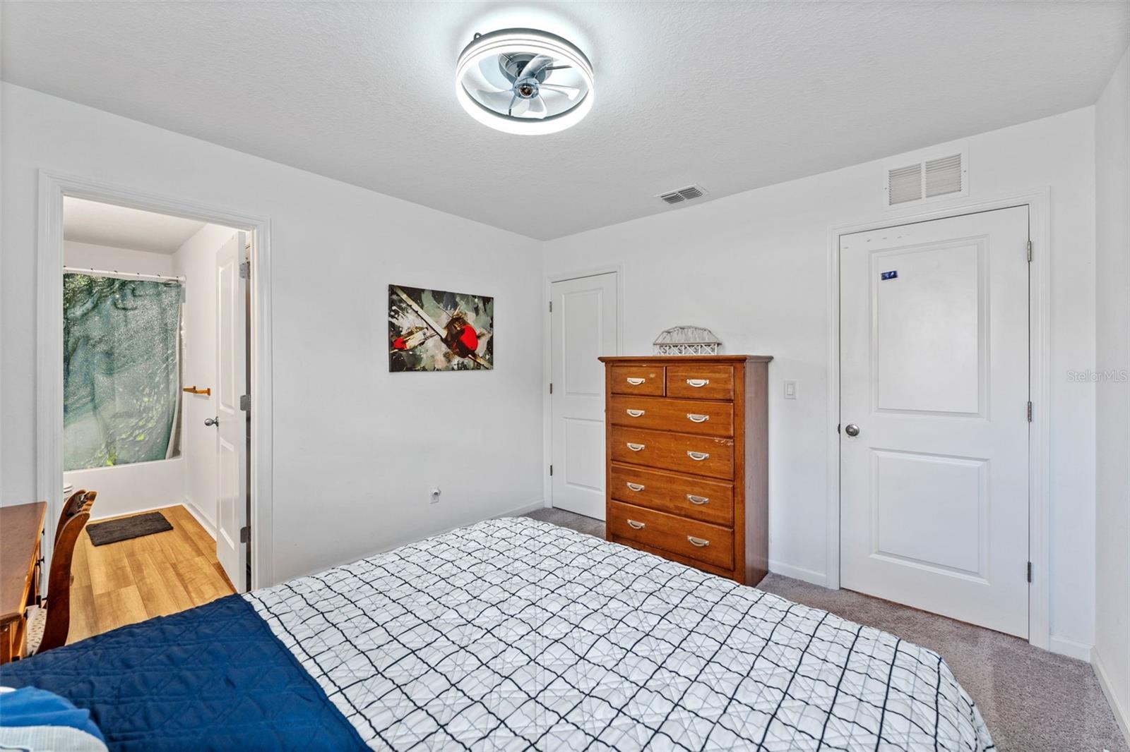 Image 28 of 47 For 11530 Adam Lee Way