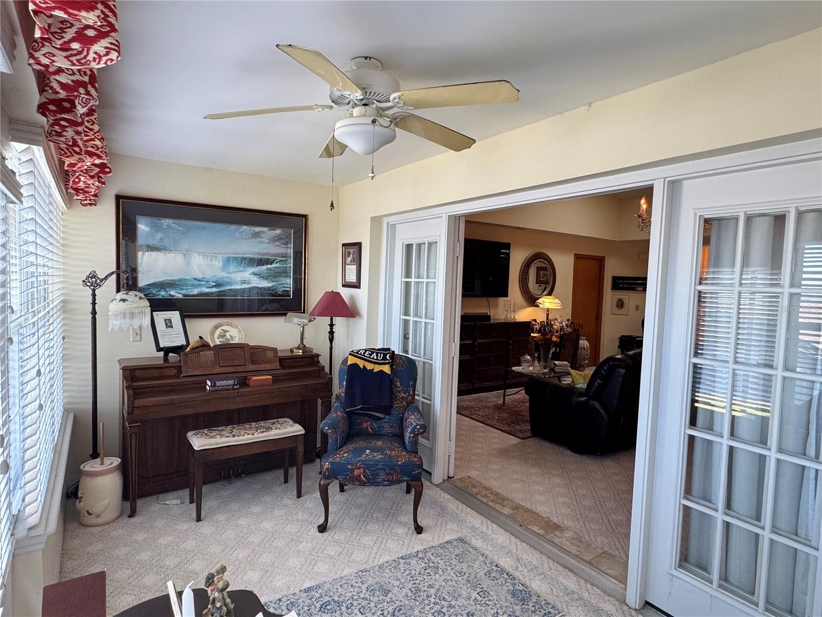 Image 11 of 16 For 240 Division Street