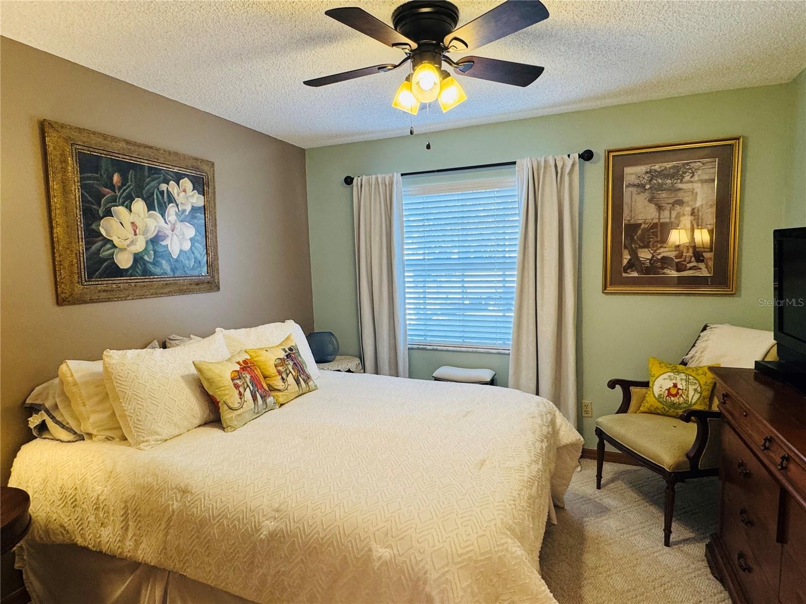 Image 14 of 16 For 240 Division Street