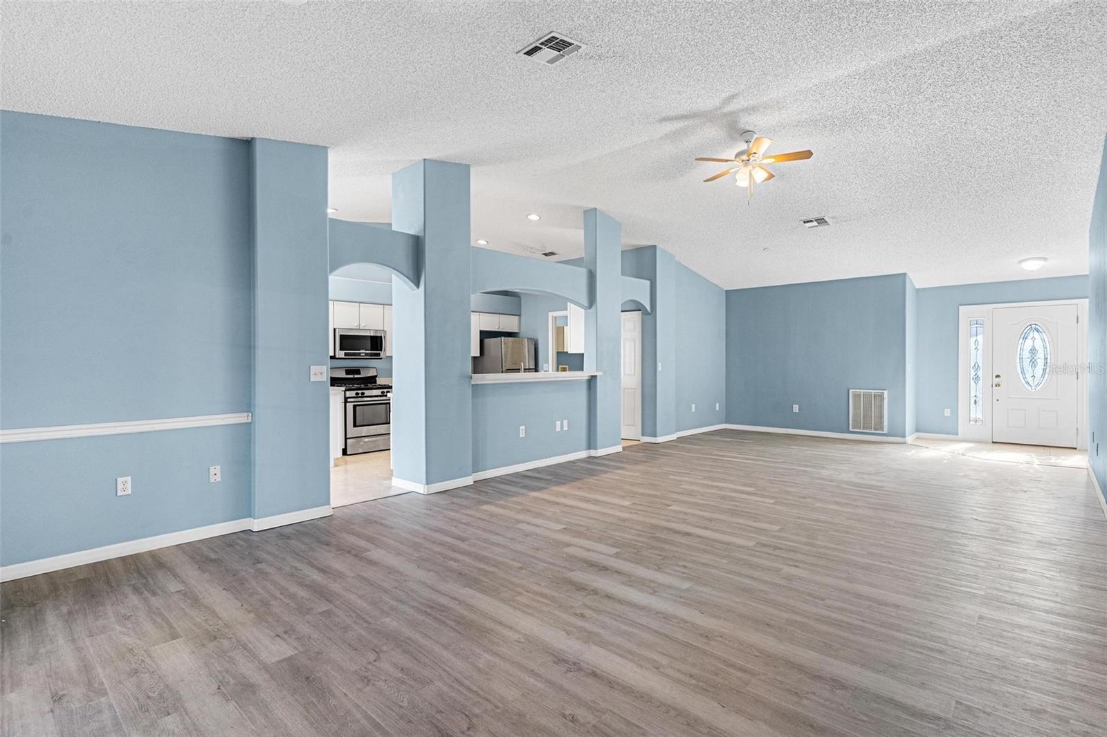 Image 6 of 28 For 1009 Forest Breeze Path