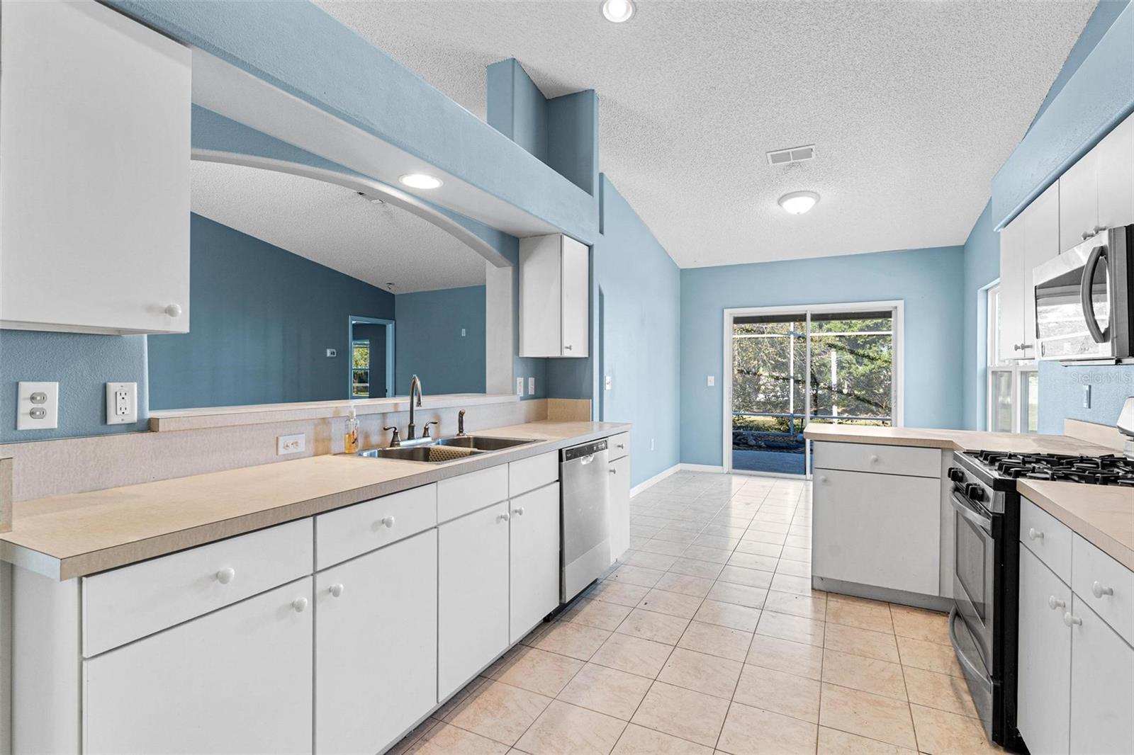 Image 9 of 28 For 1009 Forest Breeze Path