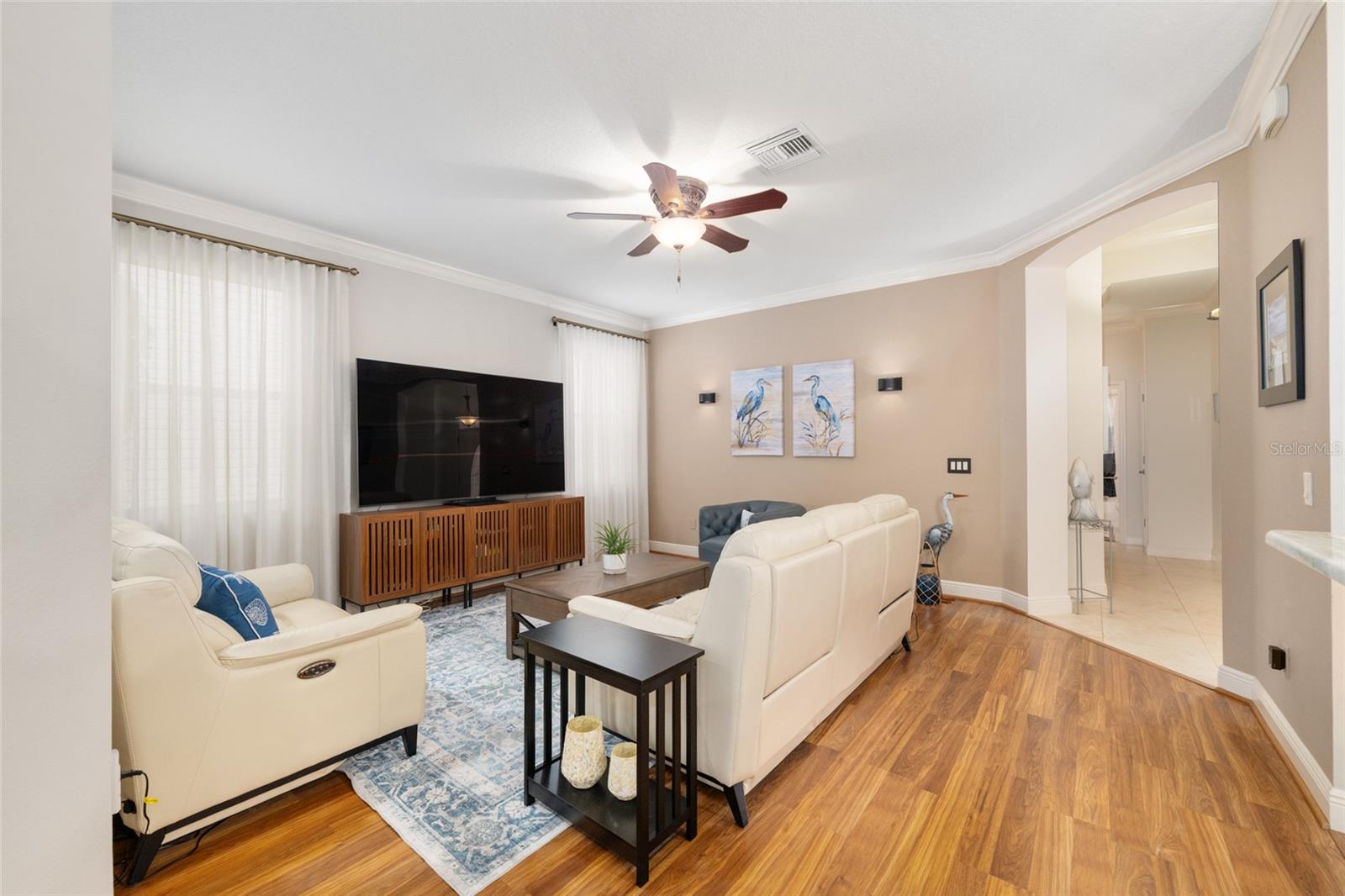 Image 16 of 34 For 879 Chapman Loop