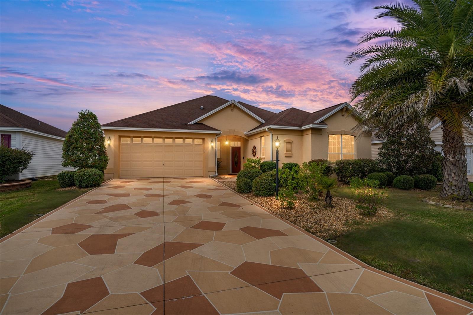 Image 3 of 34 For 879 Chapman Loop