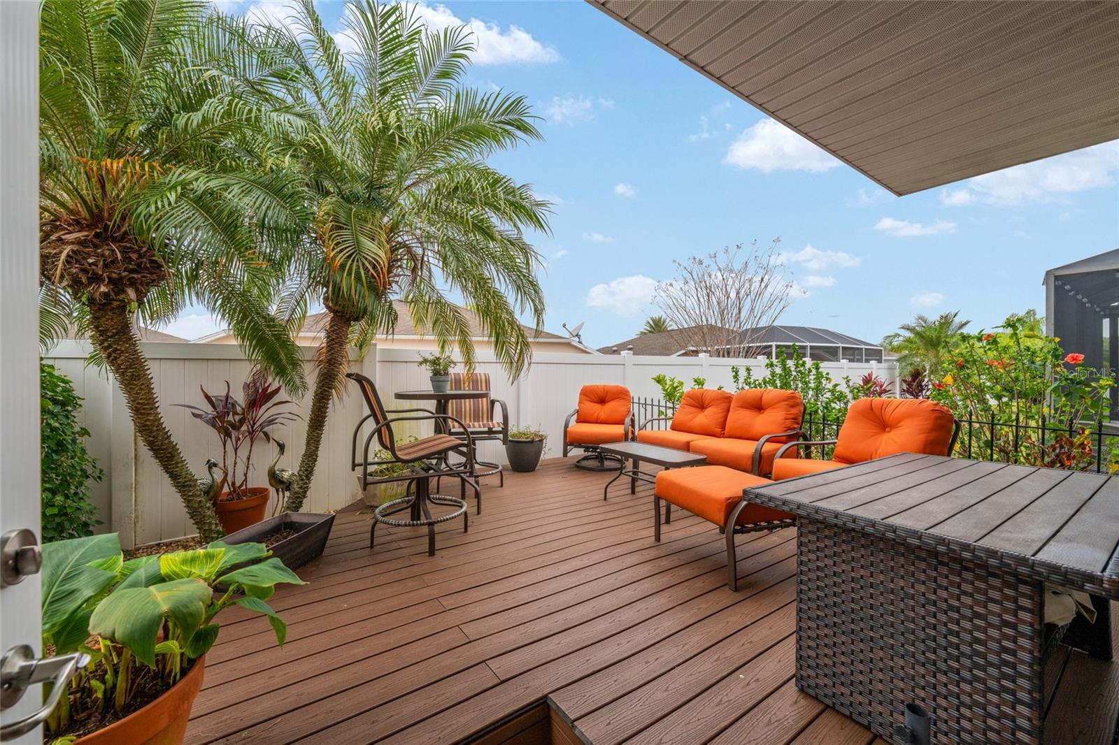 Image 31 of 34 For 879 Chapman Loop