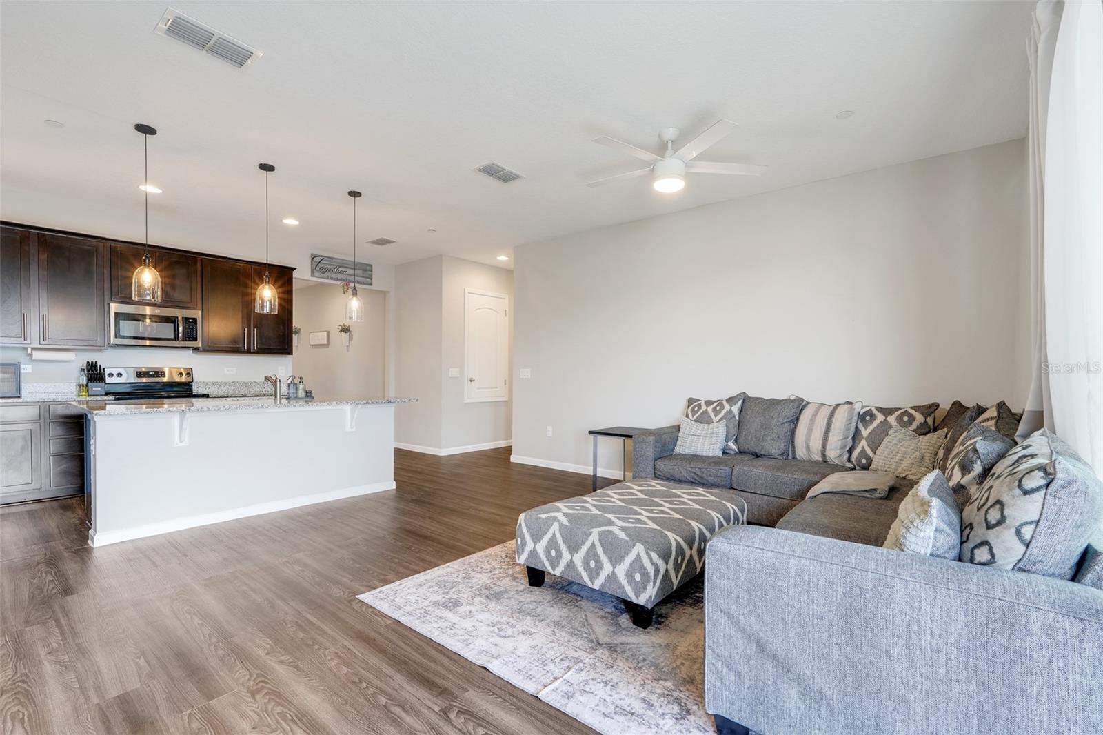 Image 12 of 36 For 2330 Wadeview Loop