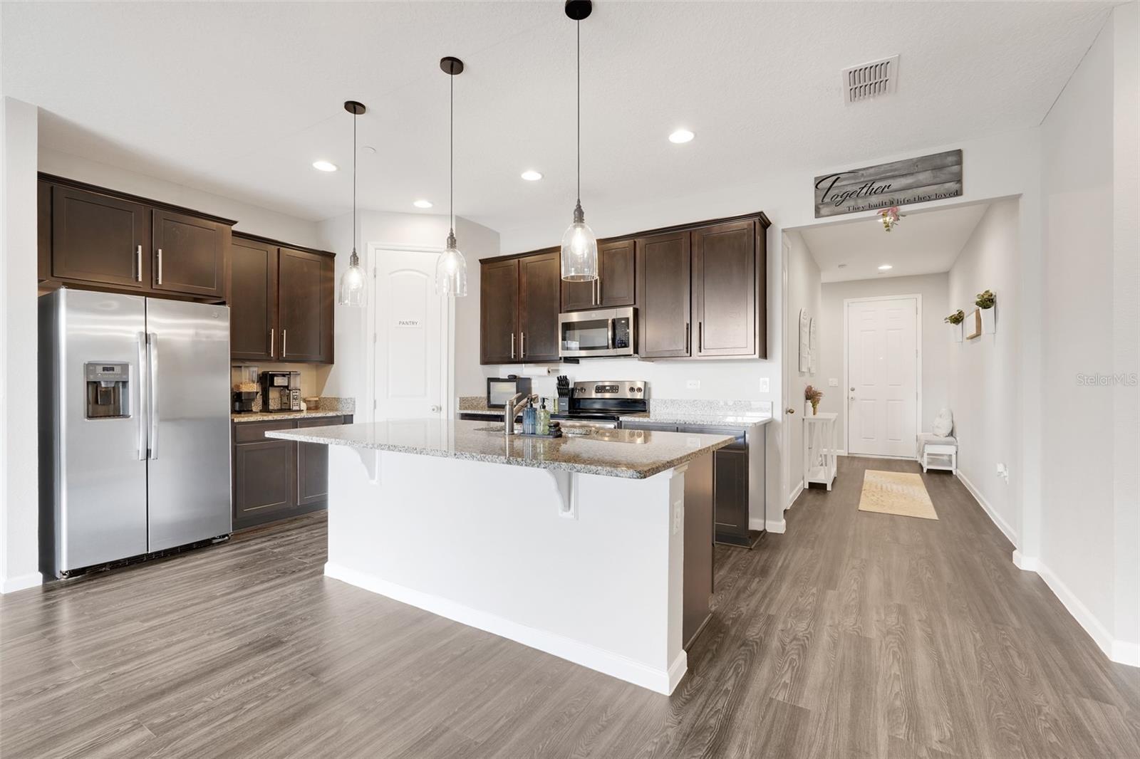 Image 14 of 36 For 2330 Wadeview Loop