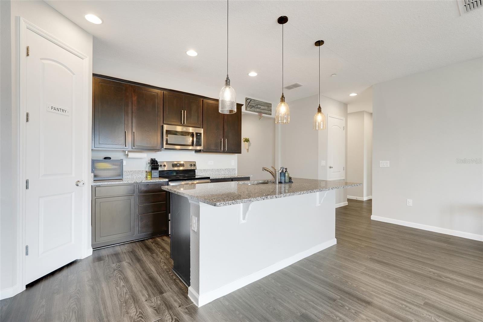 Image 15 of 36 For 2330 Wadeview Loop