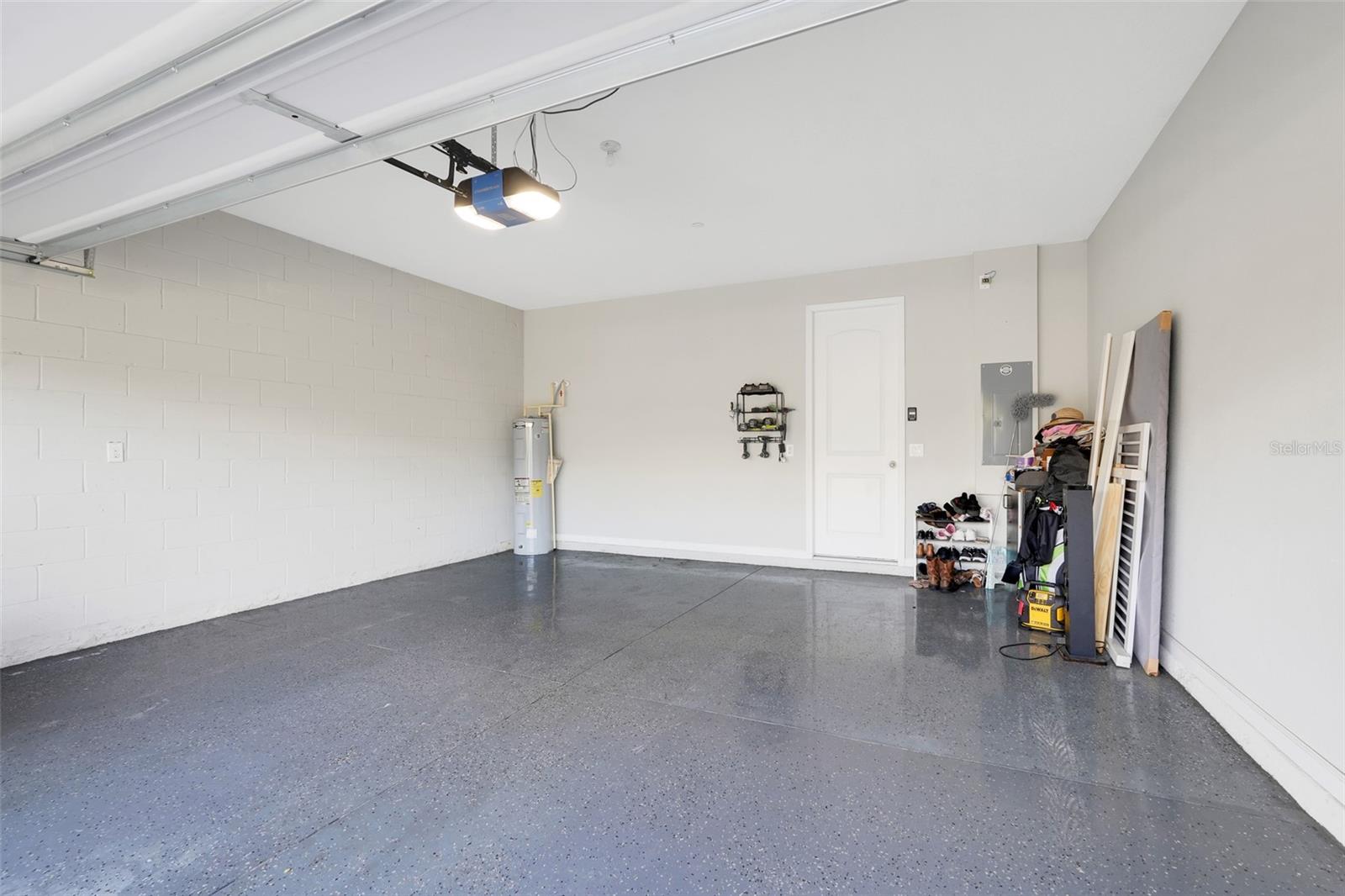 Image 31 of 36 For 2330 Wadeview Loop