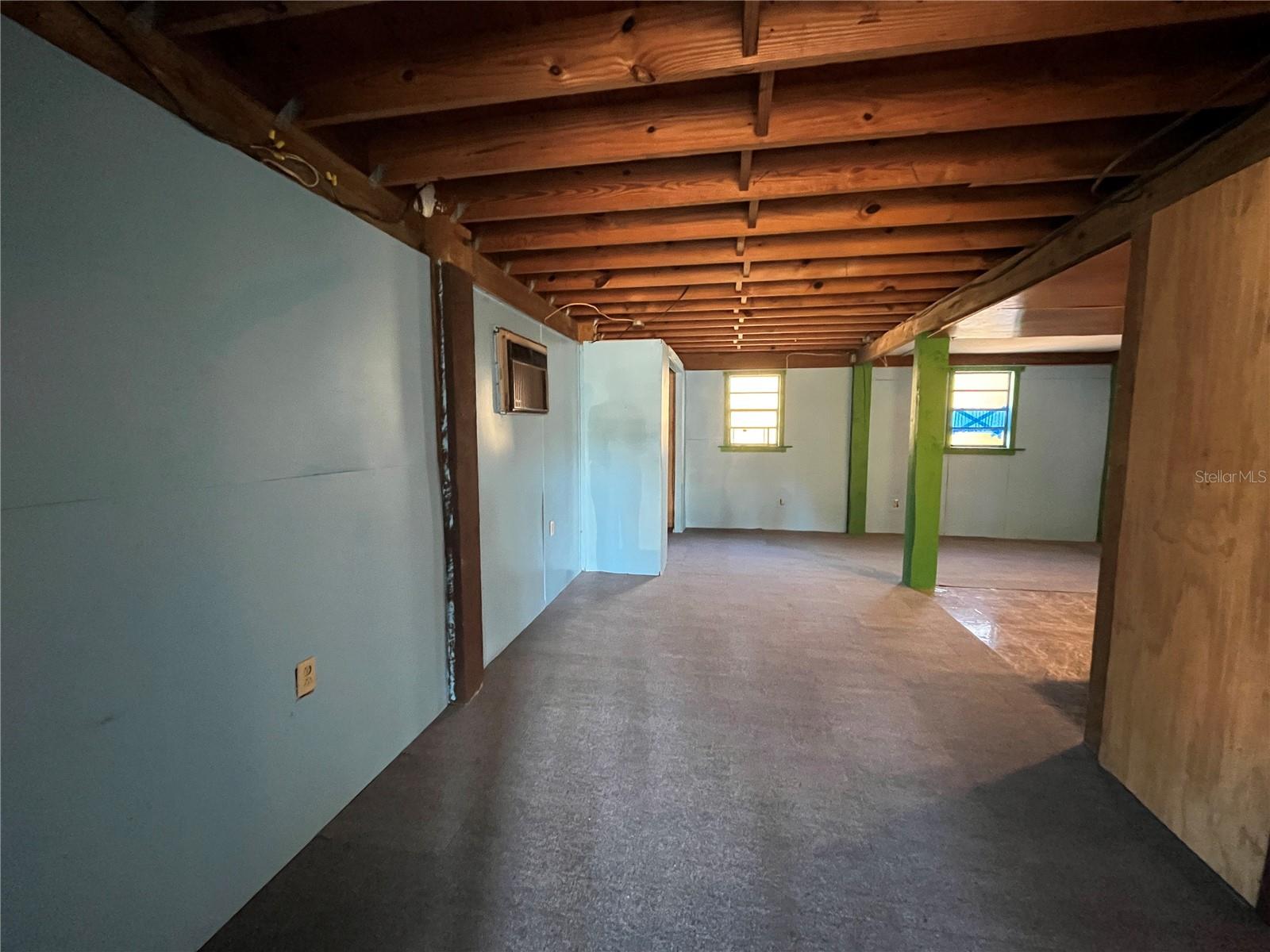 Image 13 of 34 For 9141 197th Avenue