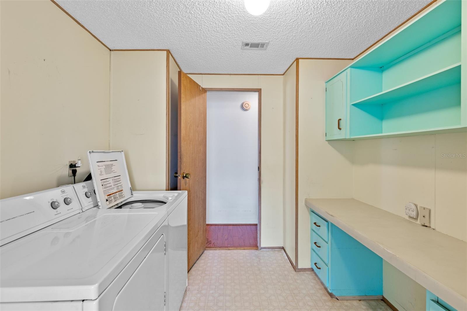 Image 20 of 50 For 3026 Myakka River Road