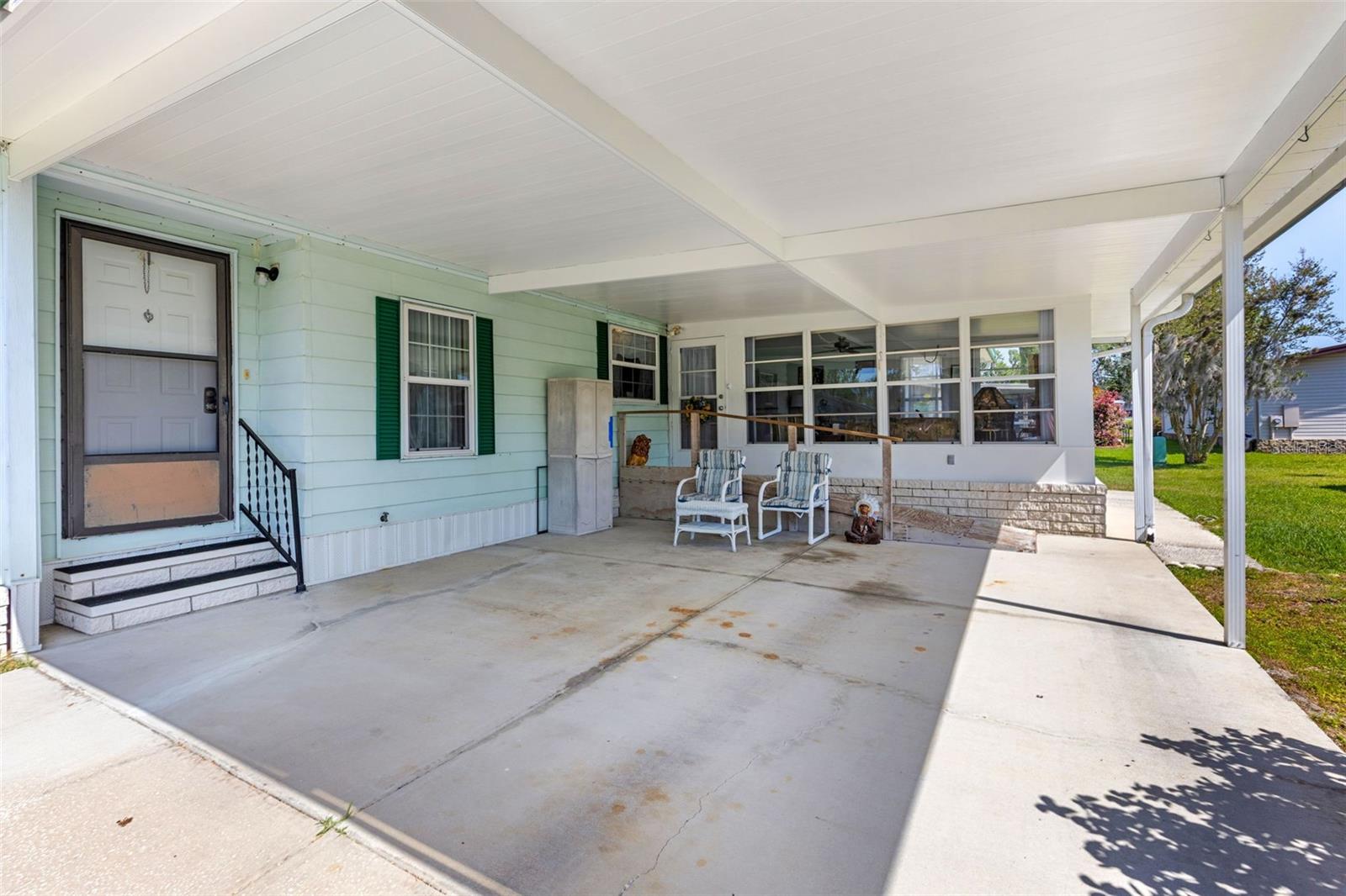 Image 3 of 50 For 3026 Myakka River Road