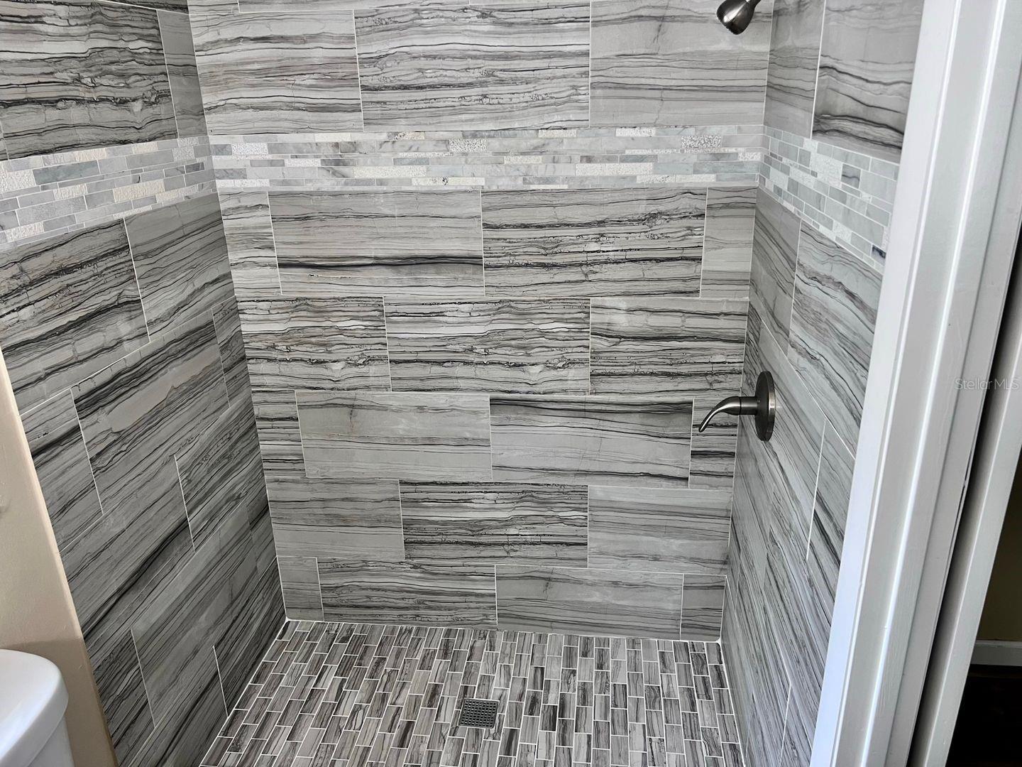 Image 12 of 12 For 162 Windtree Lane 204