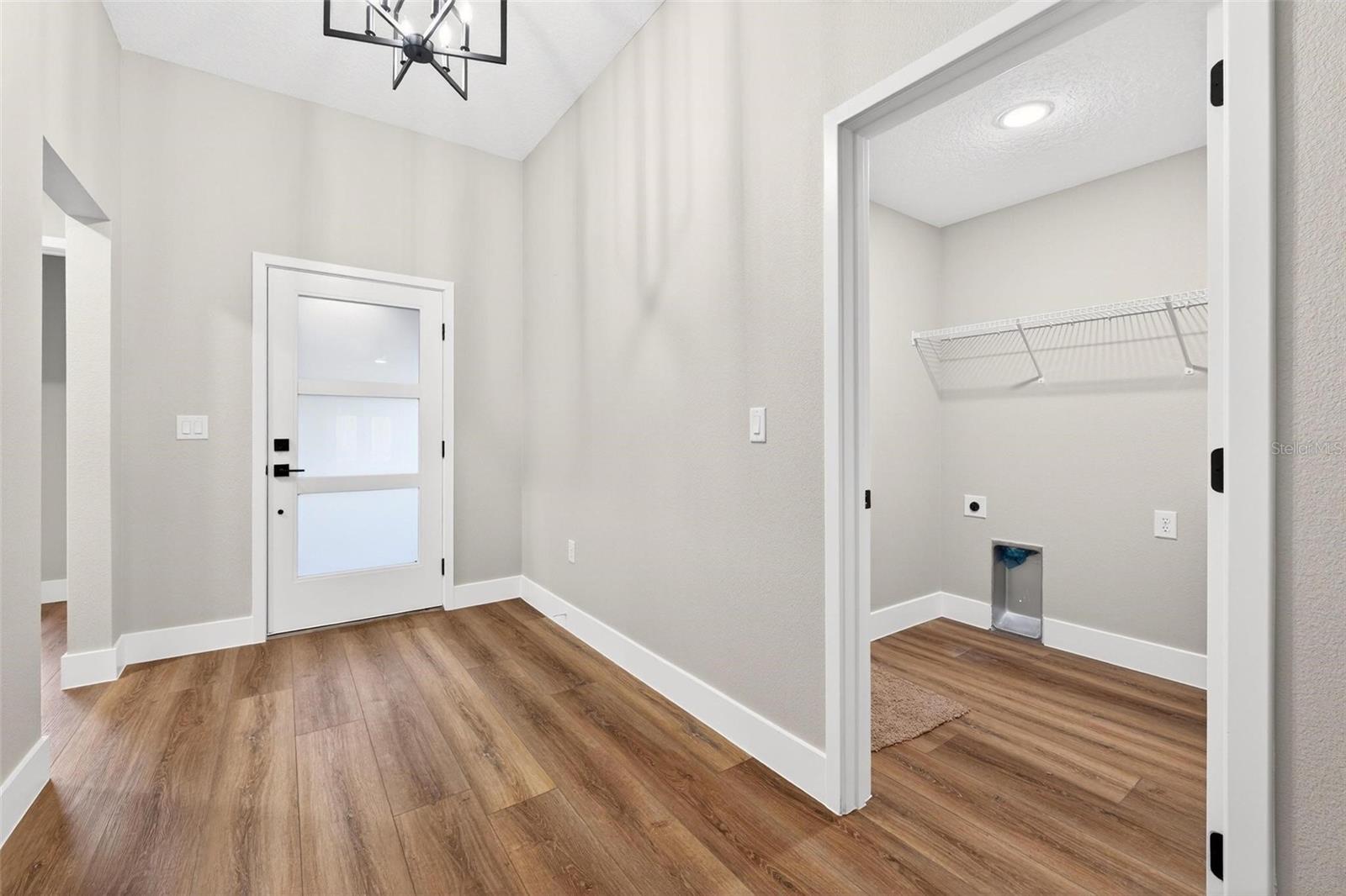 Image 14 of 74 For 225 Hillside Avenue