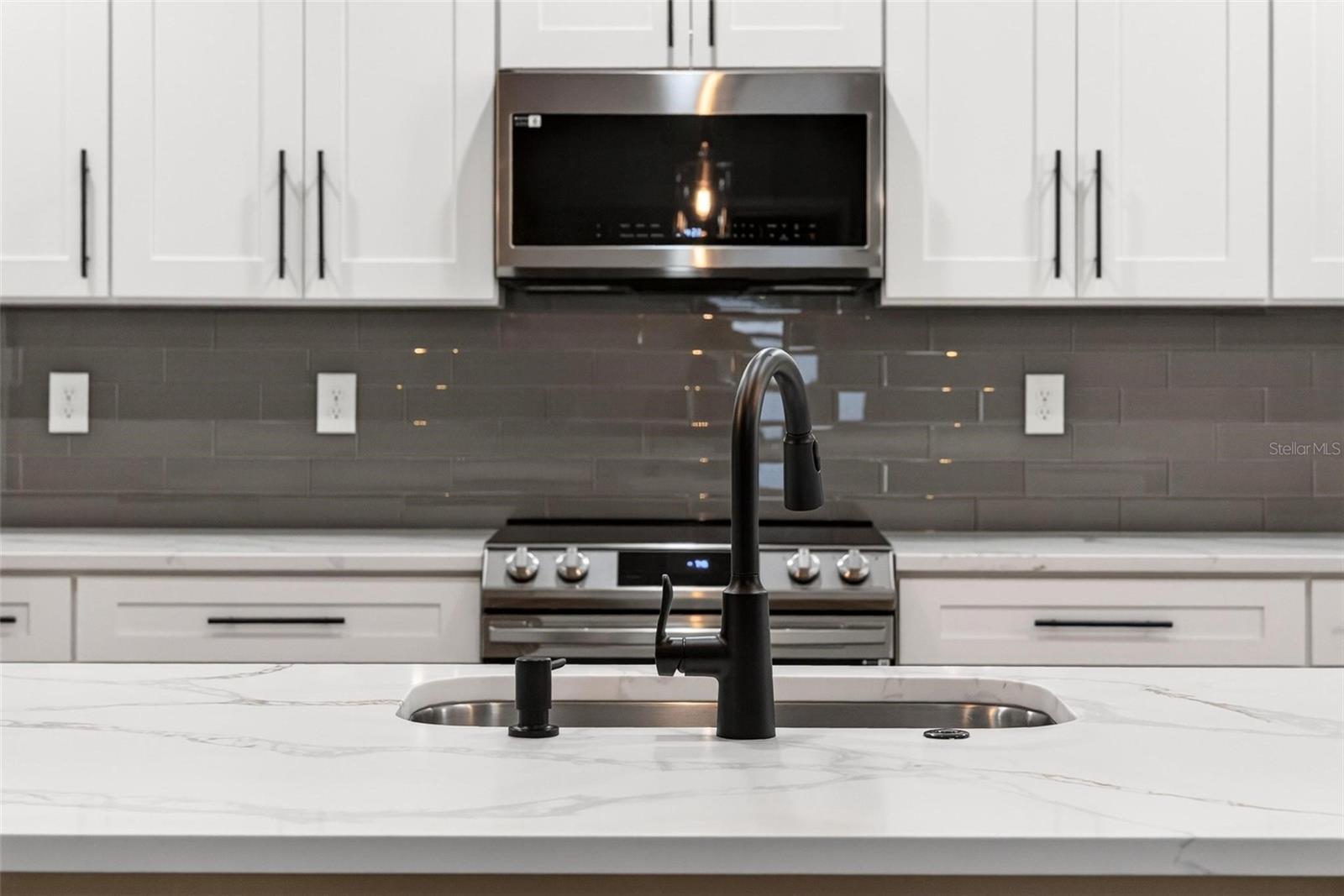 Image 26 of 74 For 225 Hillside Avenue