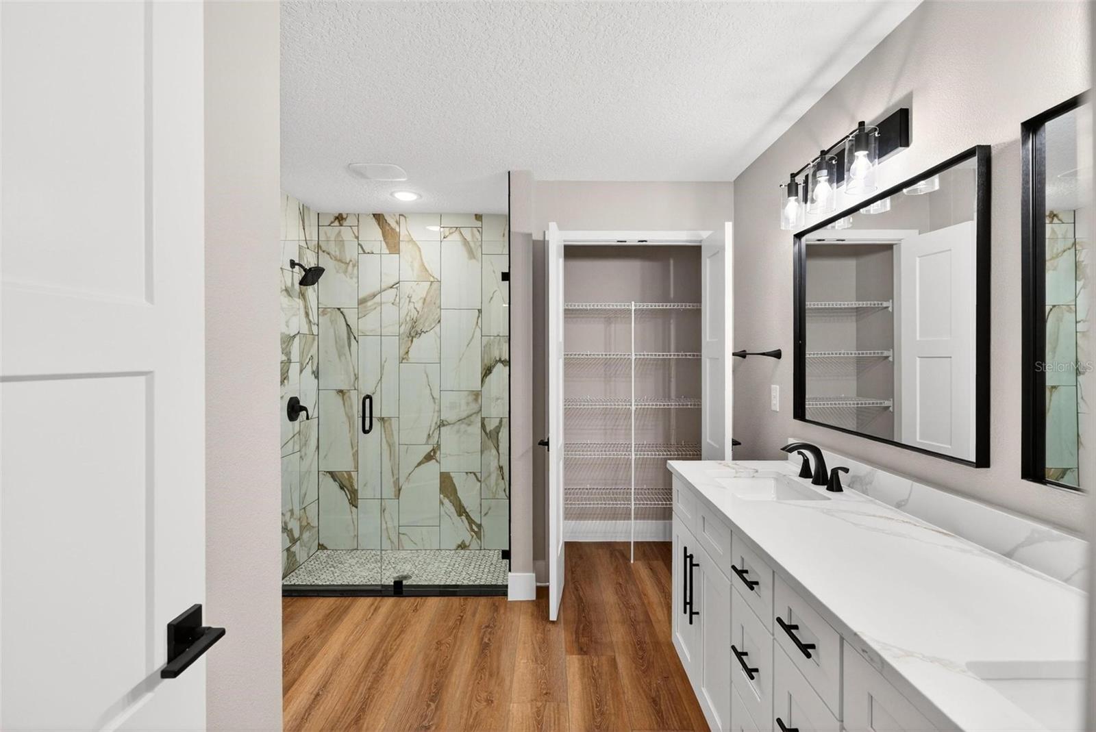 Image 30 of 74 For 225 Hillside Avenue