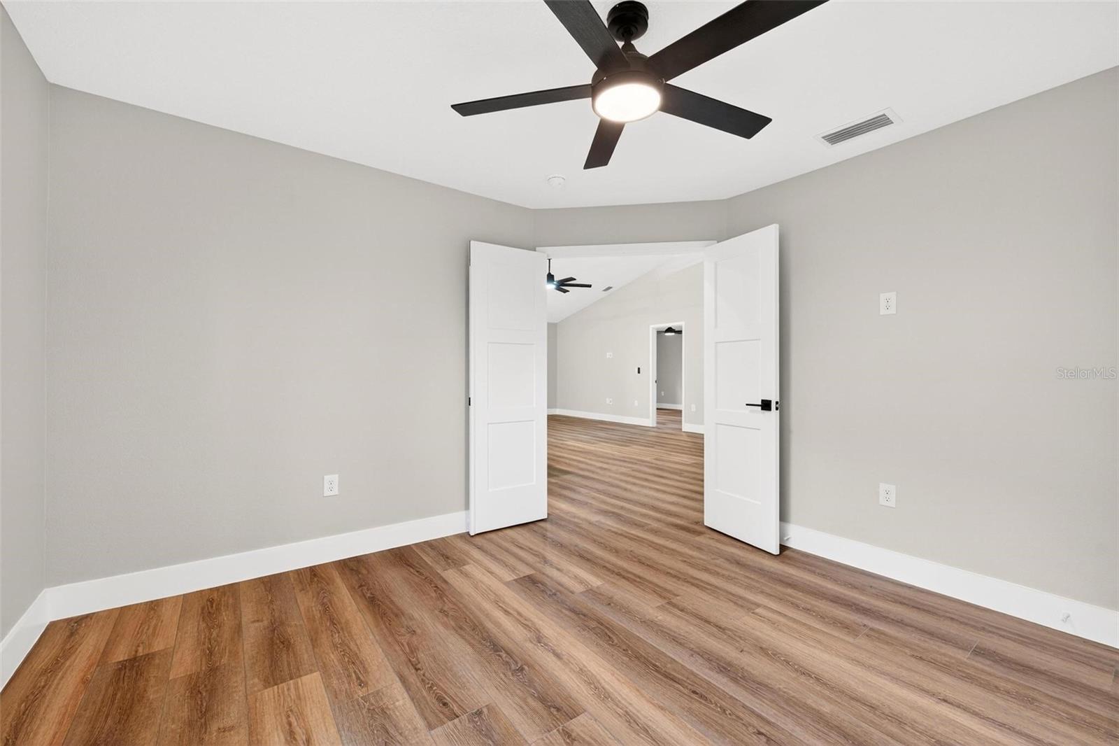 Image 40 of 74 For 225 Hillside Avenue