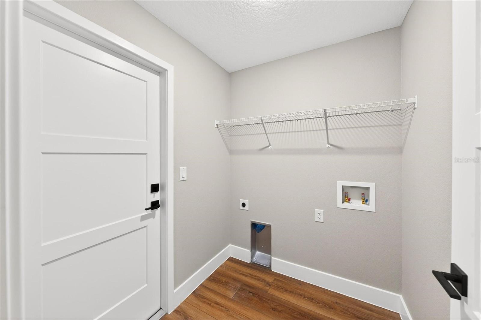 Image 54 of 74 For 225 Hillside Avenue