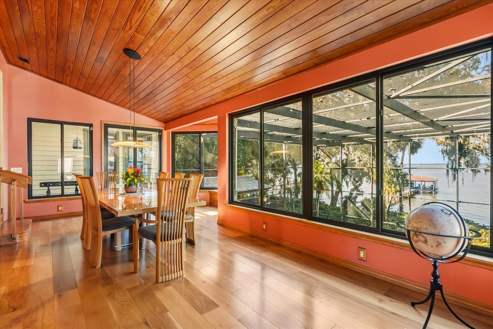 Image 17 of 58 For 15815 Acorn Circle