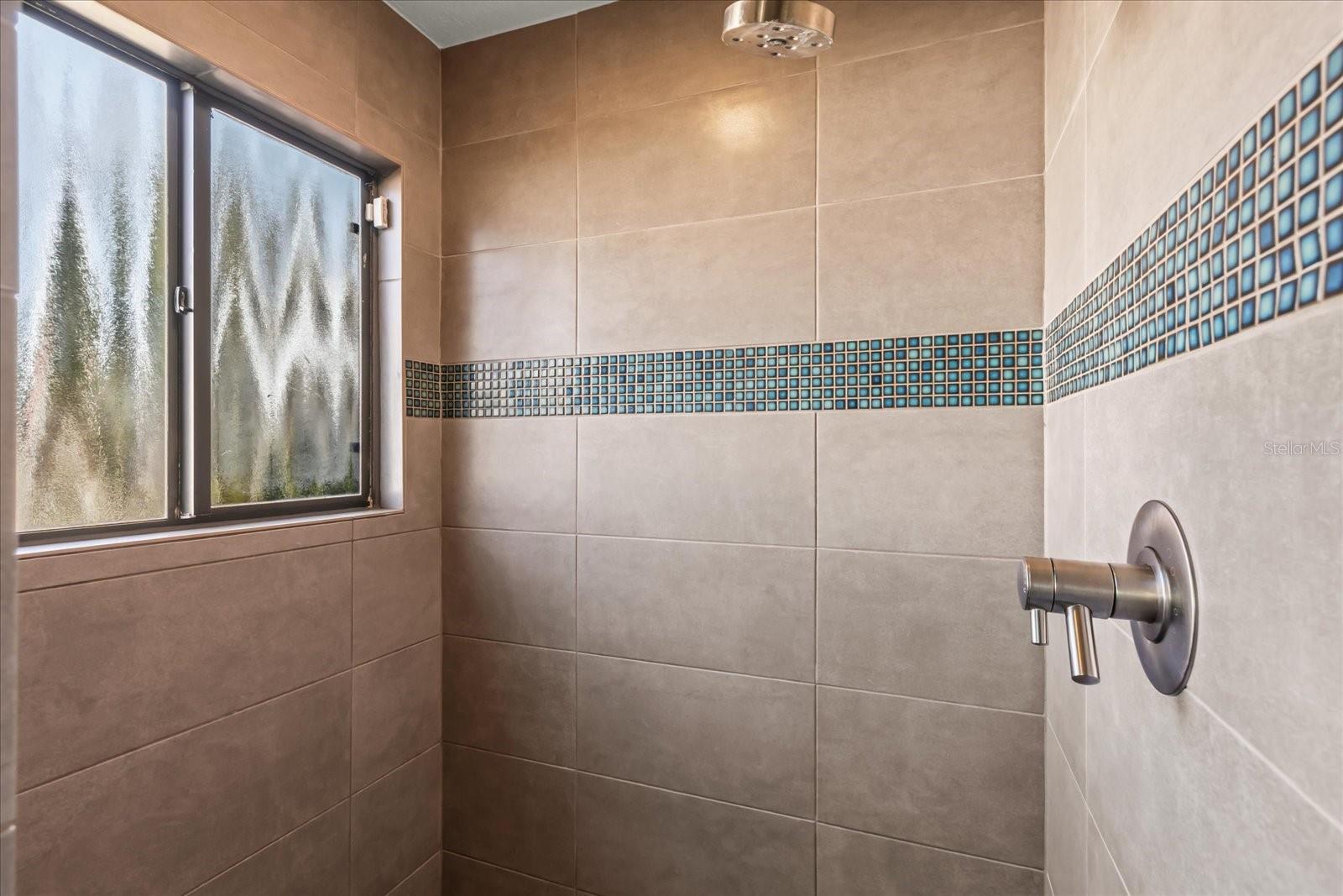 Image 24 of 58 For 15815 Acorn Circle