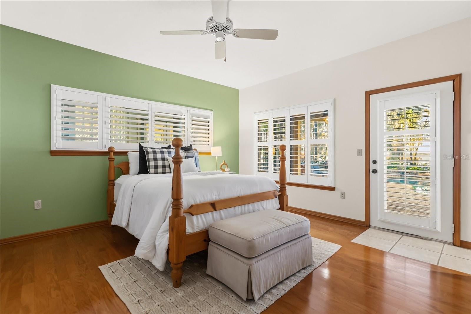 Image 25 of 58 For 15815 Acorn Circle