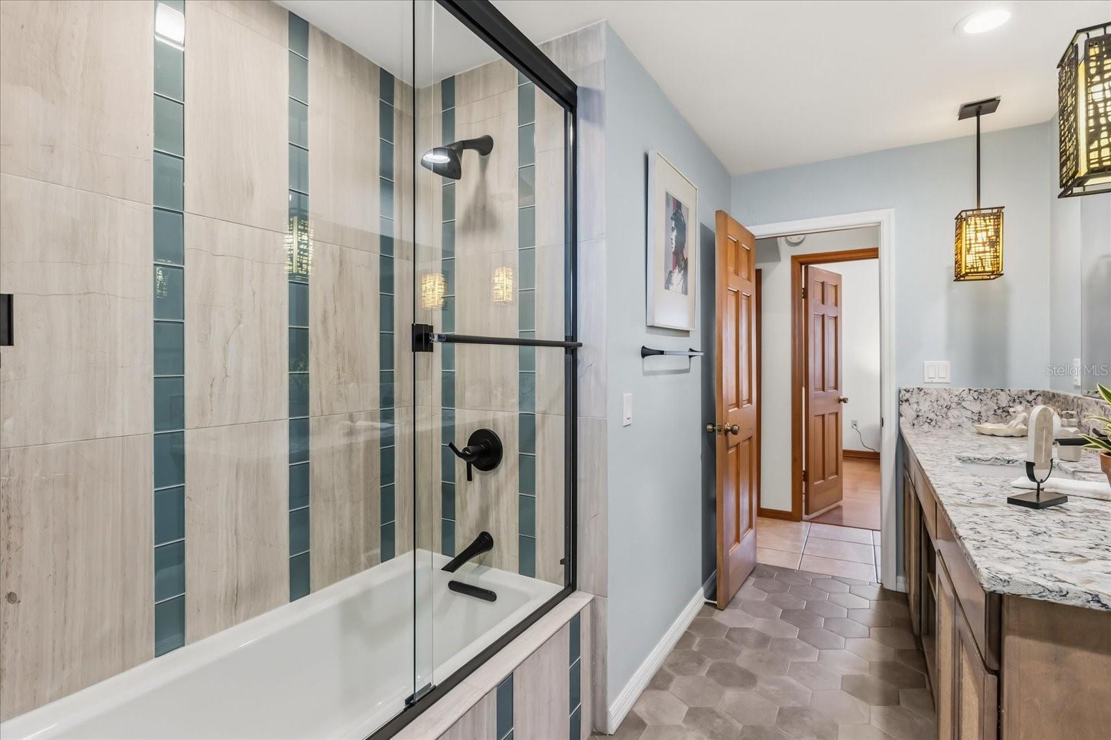 Image 27 of 58 For 15815 Acorn Circle