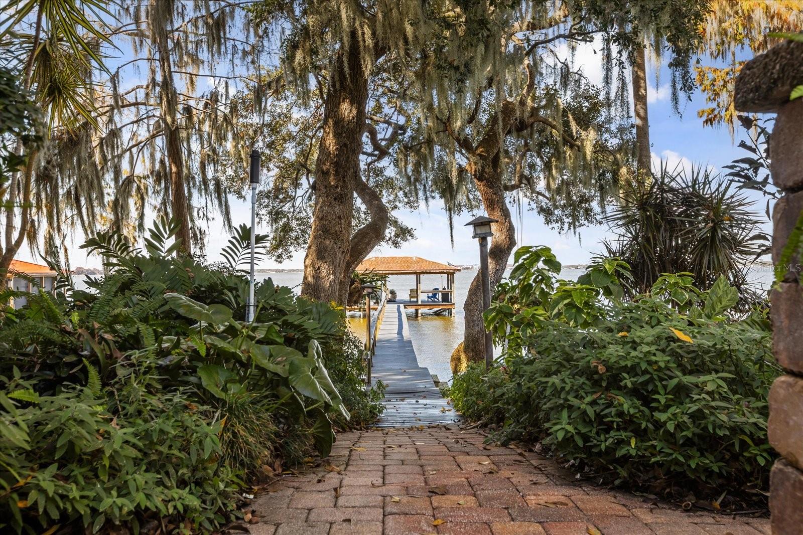 Image 33 of 58 For 15815 Acorn Circle