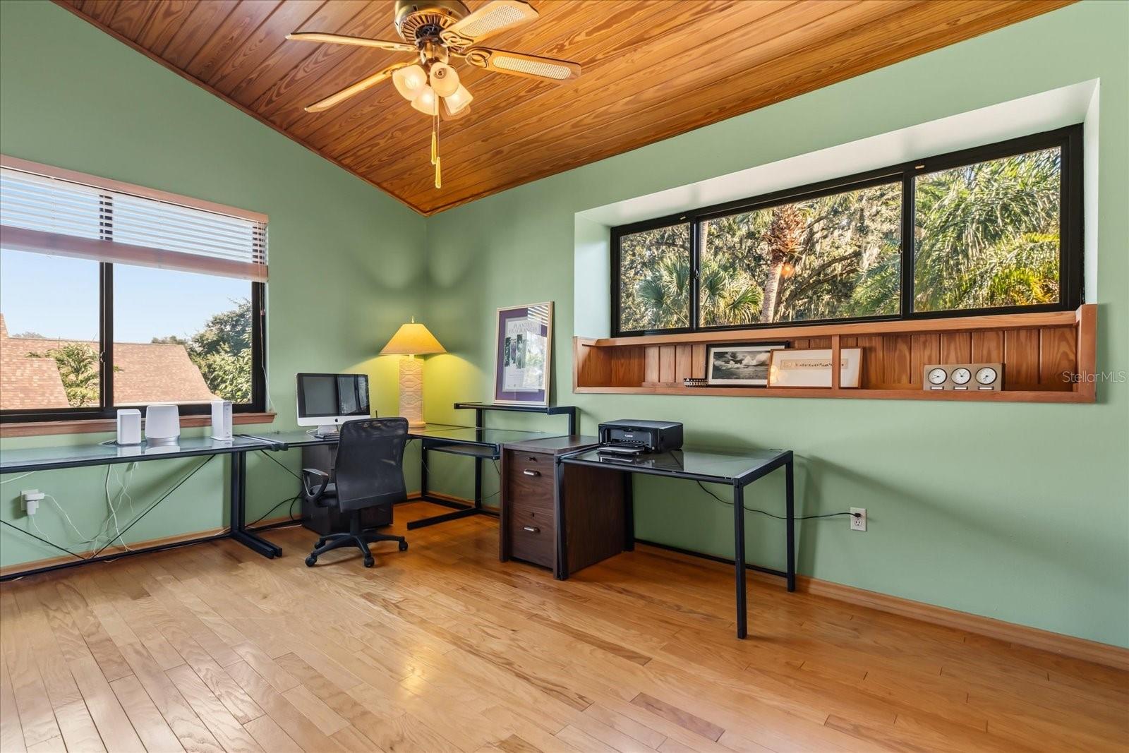 Image 45 of 58 For 15815 Acorn Circle