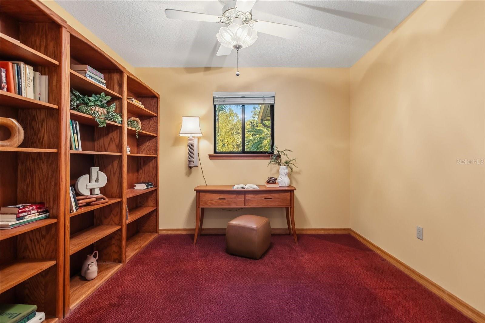 Image 46 of 58 For 15815 Acorn Circle