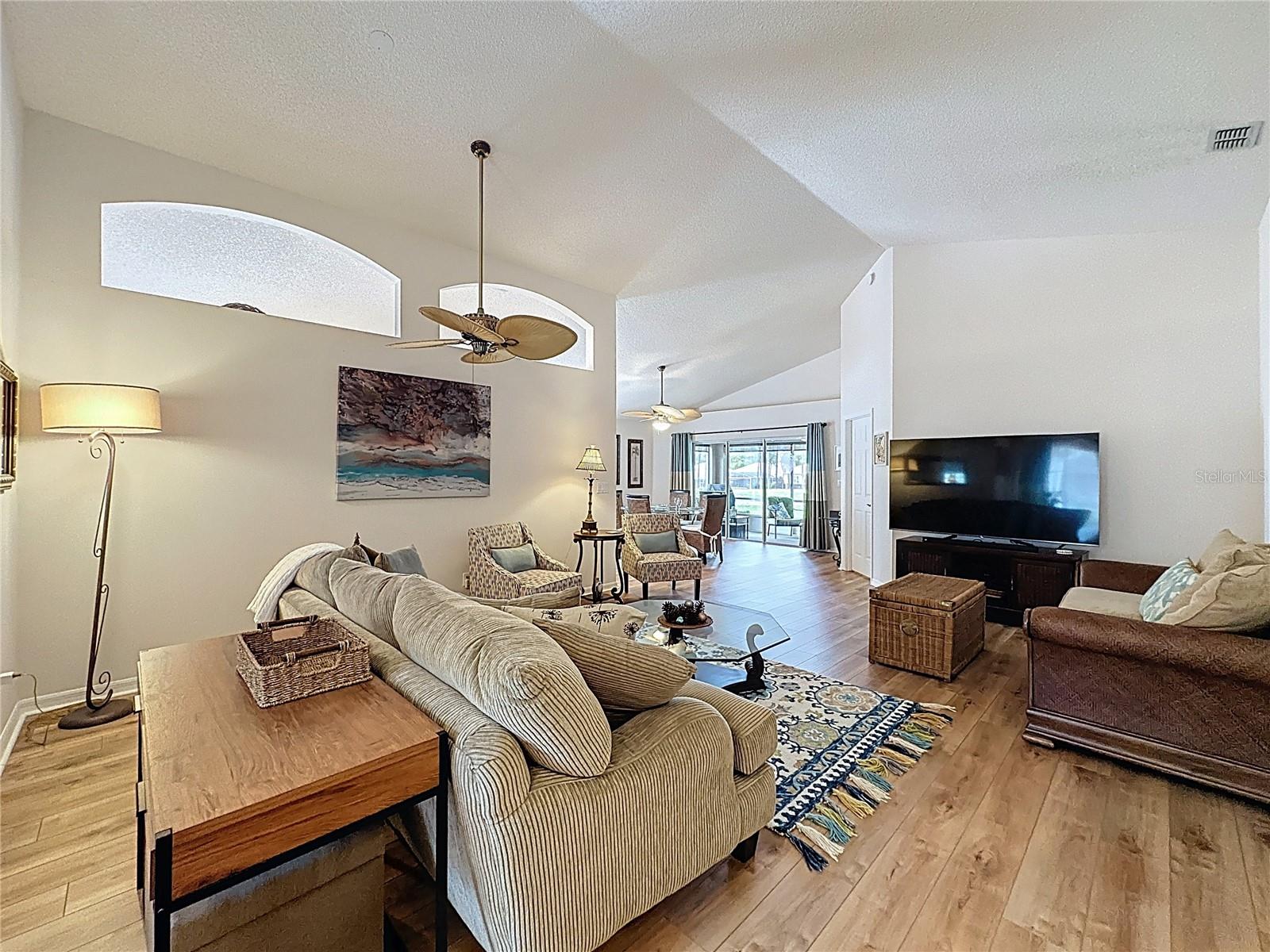 Image 11 of 80 For 3812 Doune Way