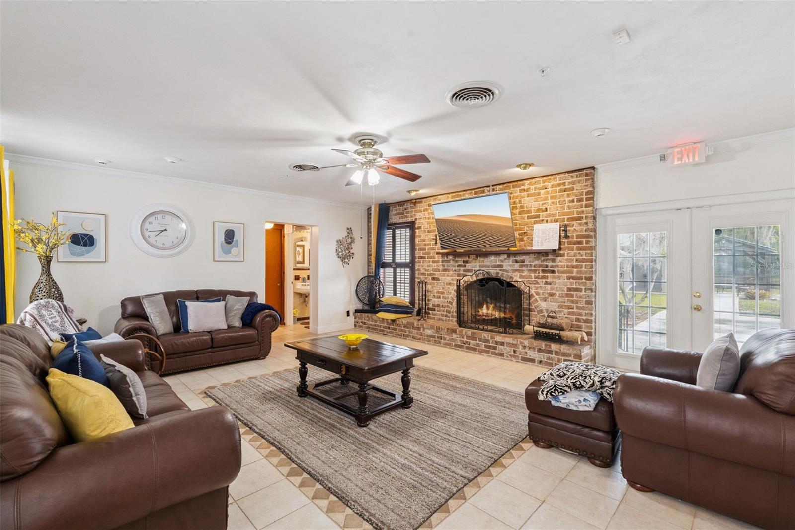 Image 10 of 40 For 27 Center Street