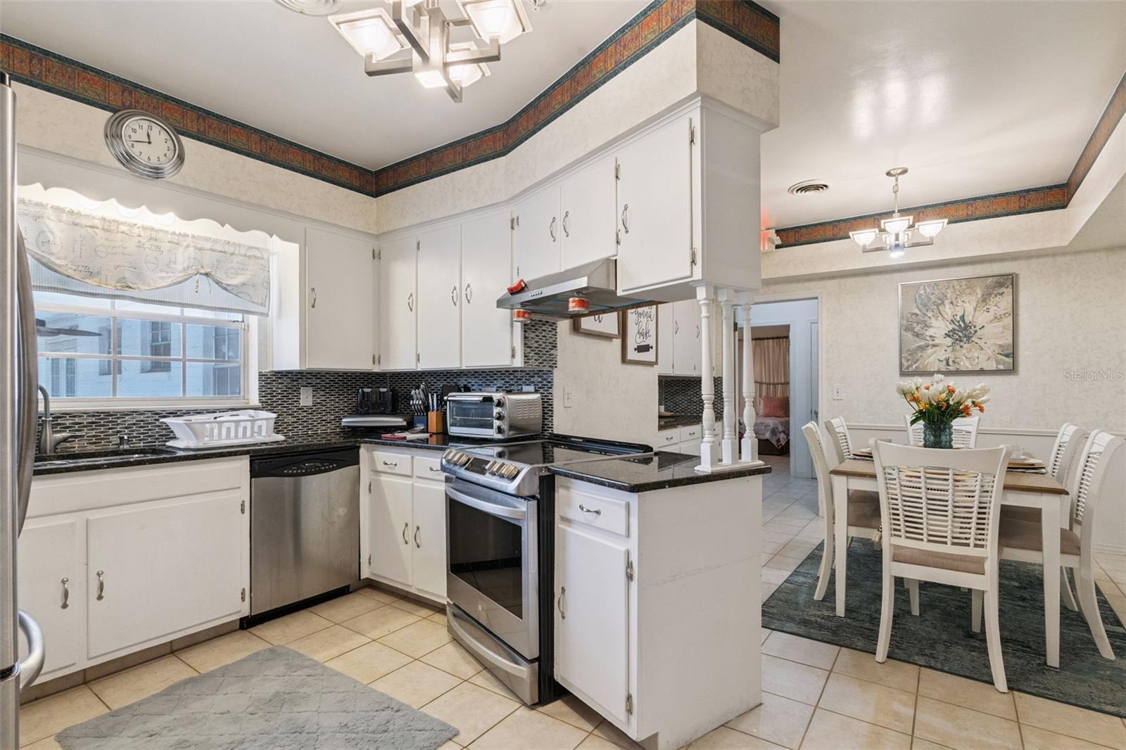 Image 13 of 40 For 27 Center Street