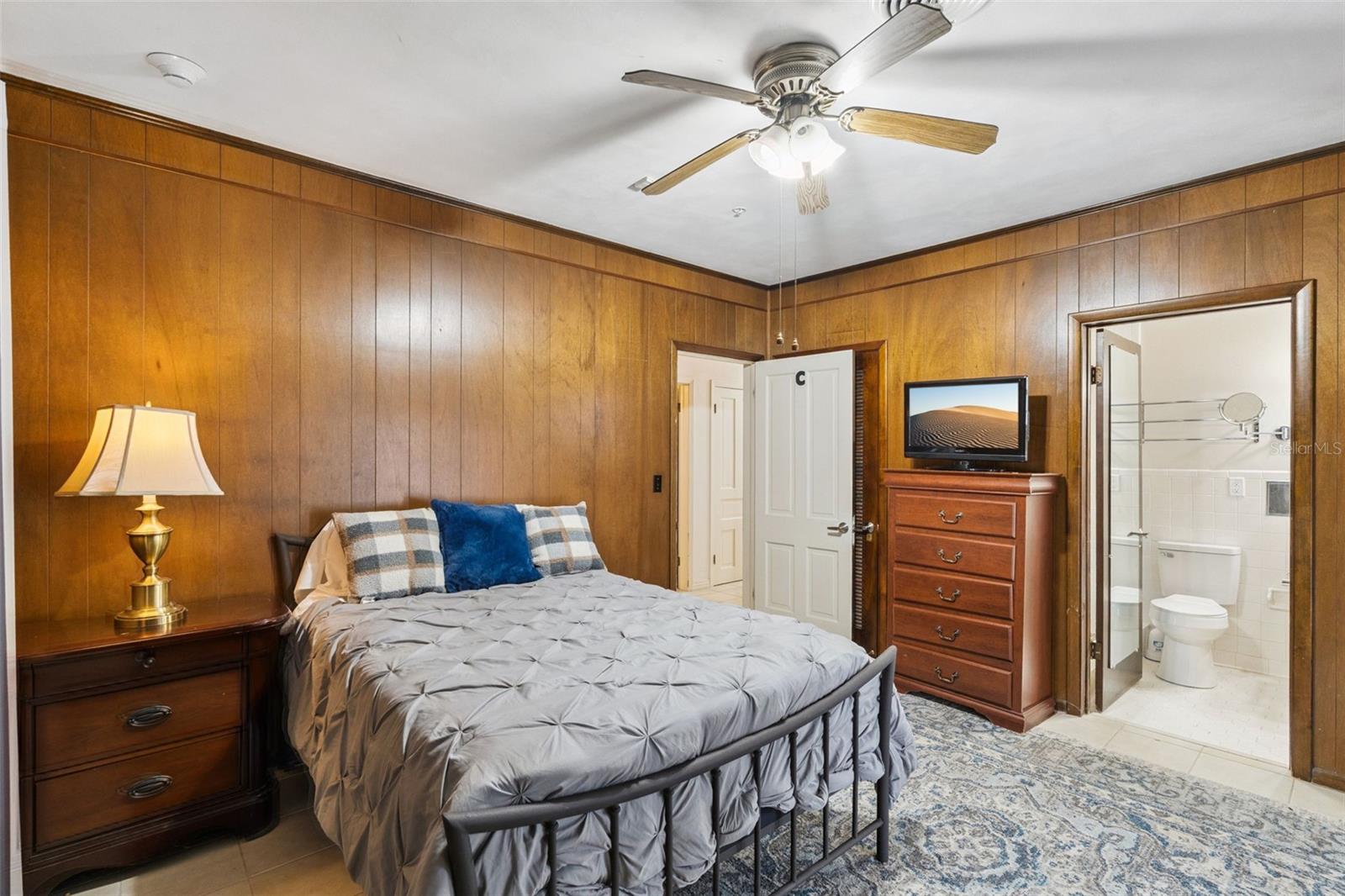 Image 22 of 40 For 27 Center Street