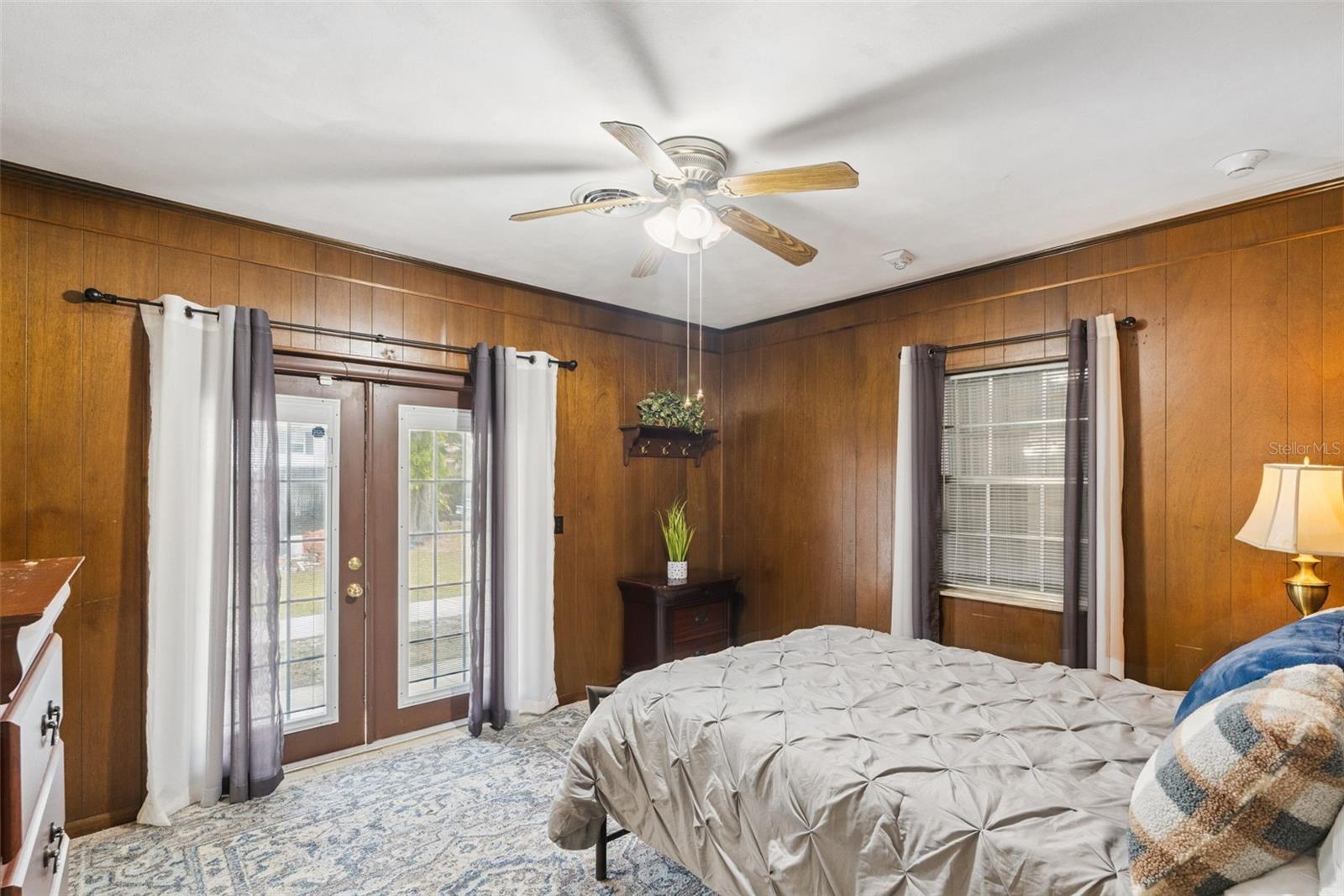 Image 23 of 40 For 27 Center Street