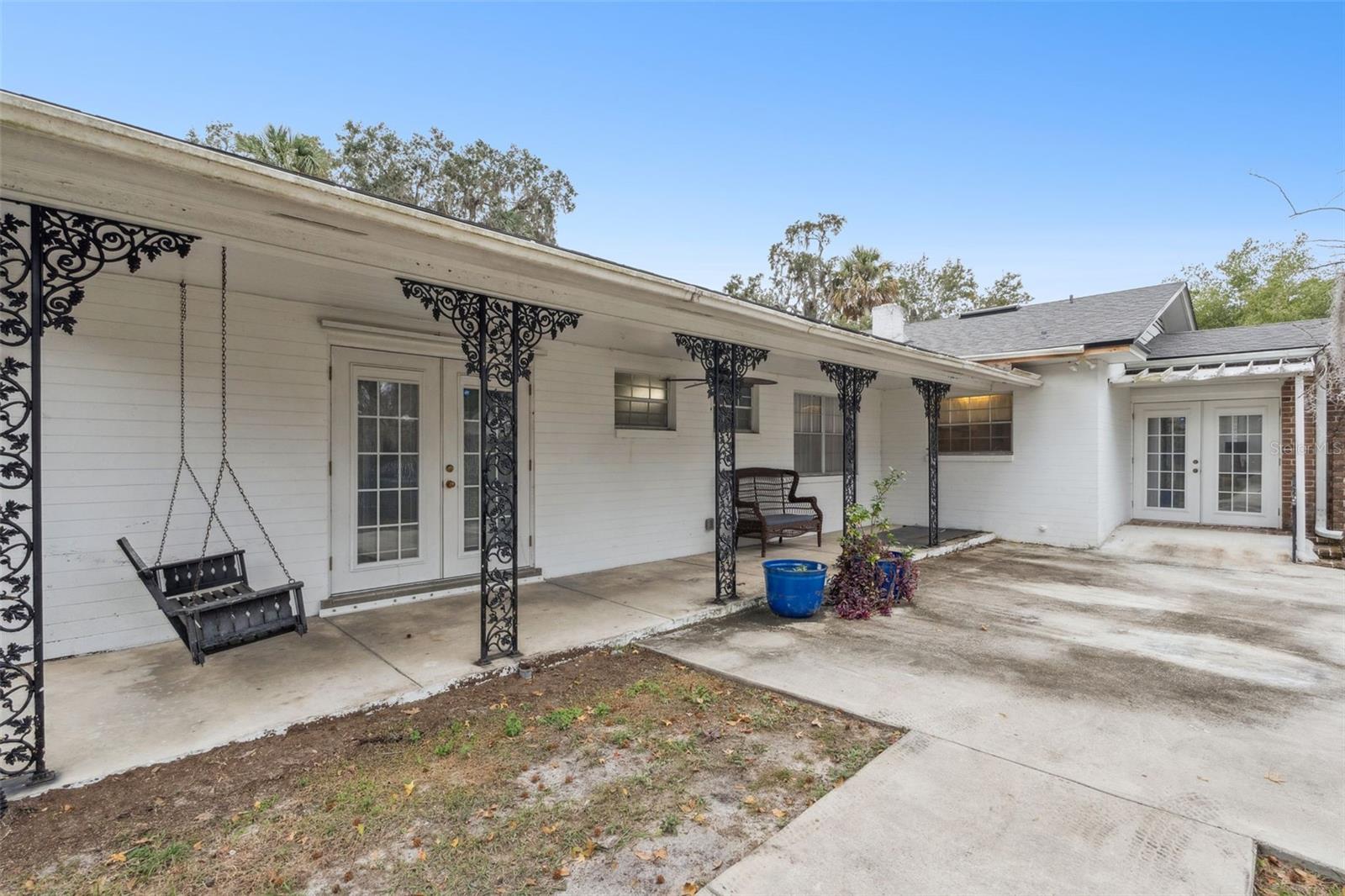 Image 29 of 40 For 27 Center Street