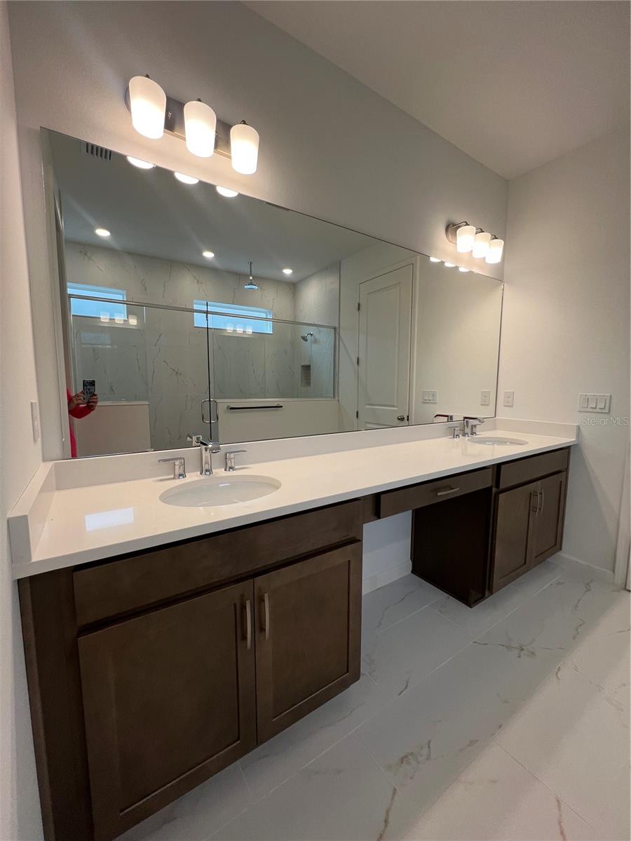 Image 23 of 27 For 2075 Keystone Pass Boulevard