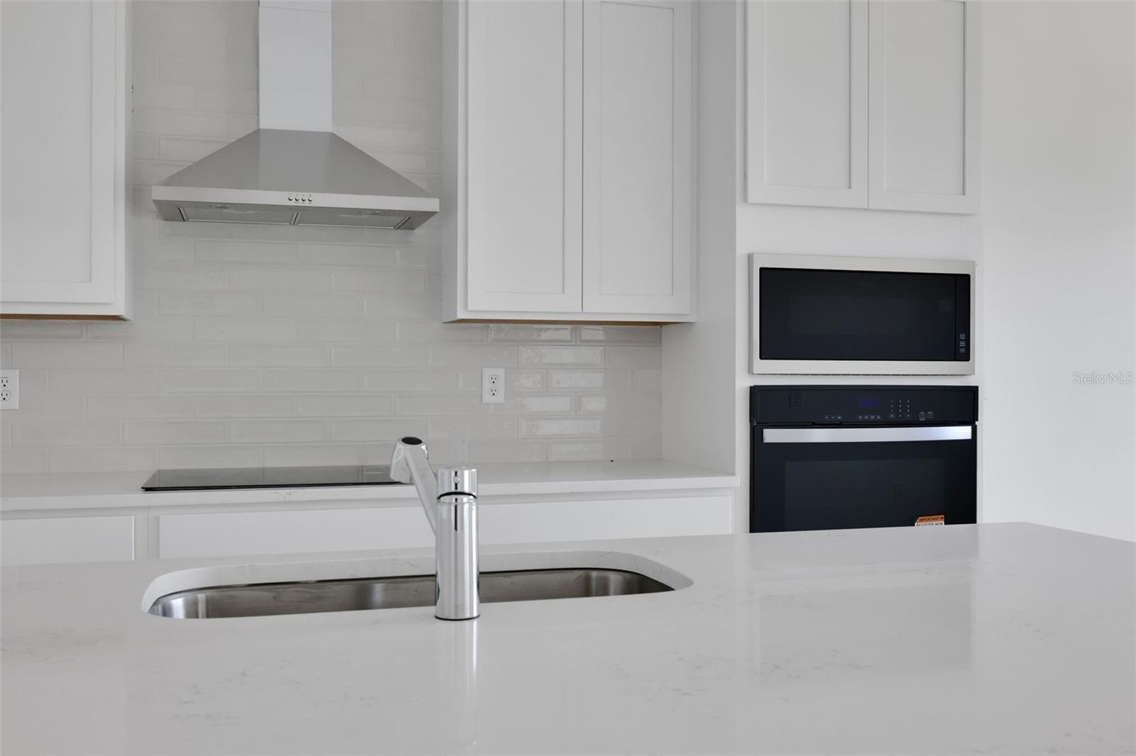 Image 10 of 30 For 13386 Peaceful Melody Drive