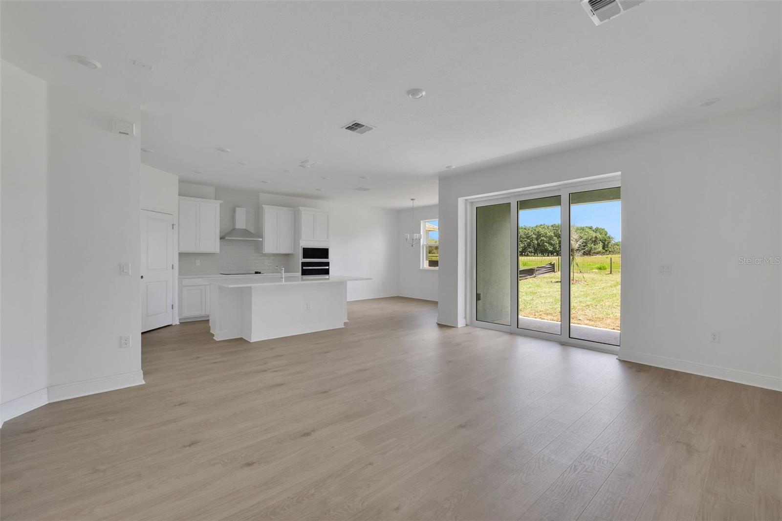 Image 6 of 30 For 13386 Peaceful Melody Drive